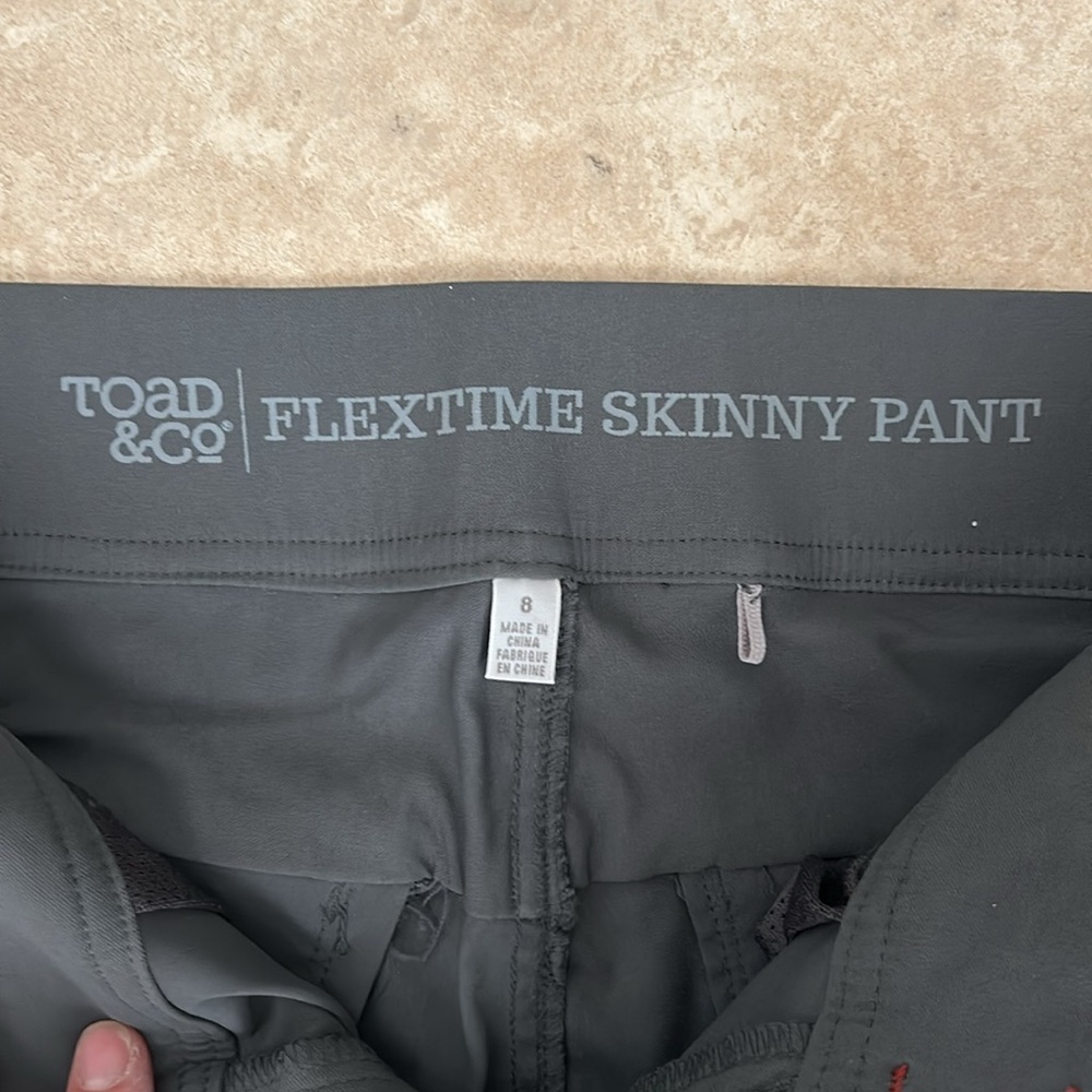 TOAD & CO WOMENS GREY FLEXTIME SKINNY PANTS HIKING OUTDOOR PANTS Moto Stretch - Picture 4 of 9
